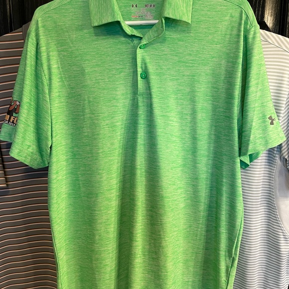 Three Mens Under Armour Golf Shirts - Picture 4 of 5